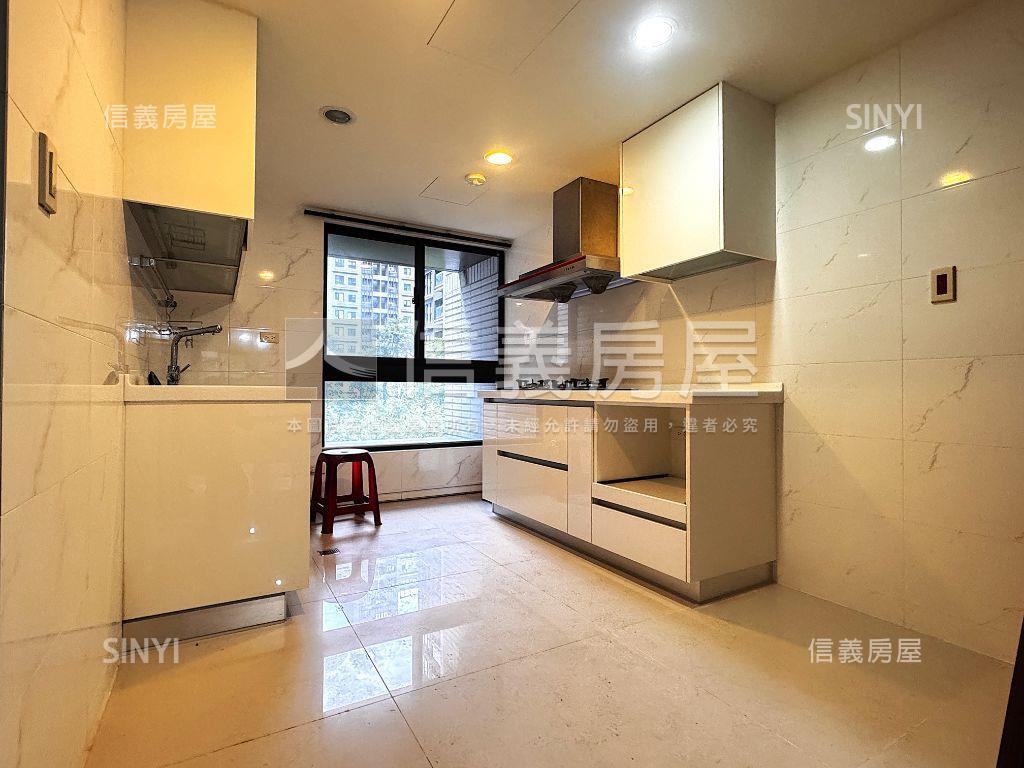 【頭前】興天地四房車位房屋室內格局與周邊環境