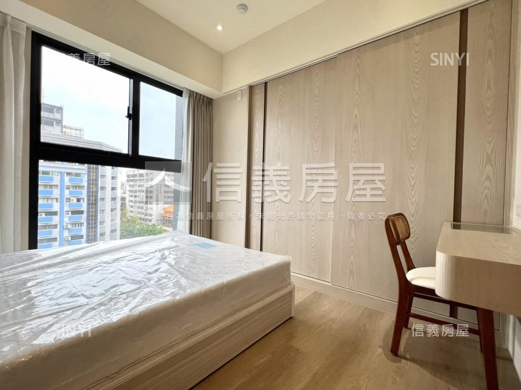 搶．極粋．邊間兩房帶裝潢房屋室內格局與周邊環境