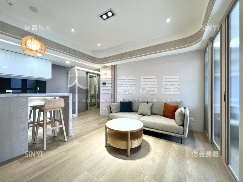 搶．極粋．邊間兩房帶裝潢房屋室內格局與周邊環境