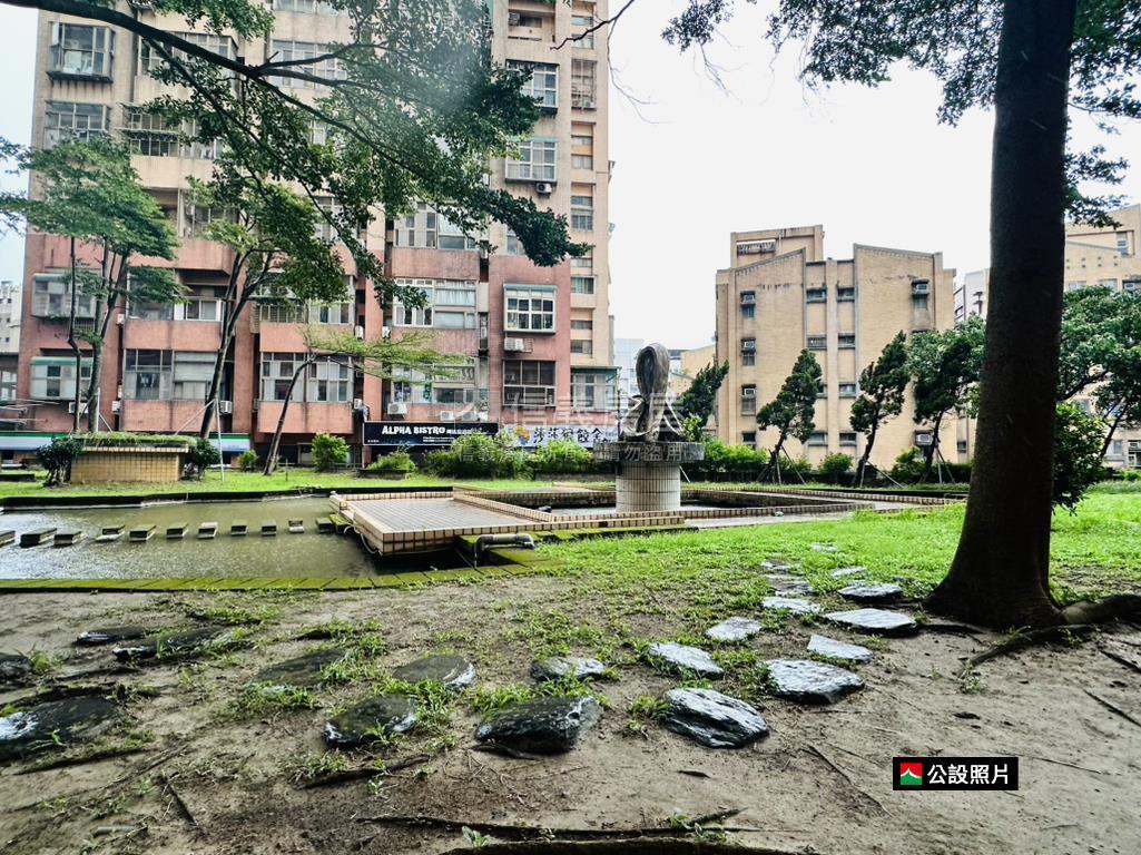 淡江巧克力挑高２＋２房屋室內格局與周邊環境