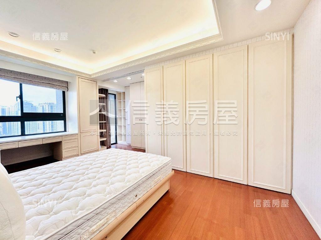 專任赫里翁２０Ａ１視野戶房屋室內格局與周邊環境