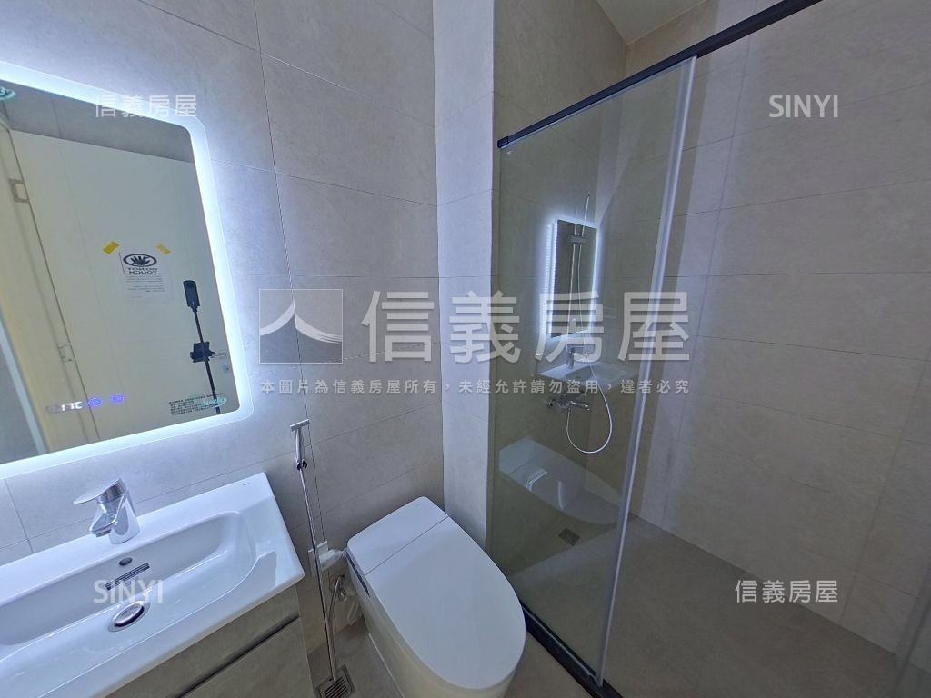 近中科下樓鄰７－１１兩房房屋室內格局與周邊環境