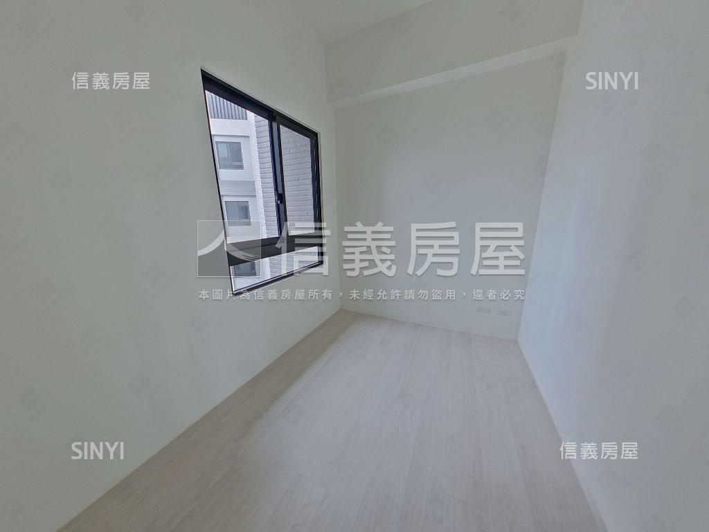 近中科下樓鄰７－１１兩房房屋室內格局與周邊環境