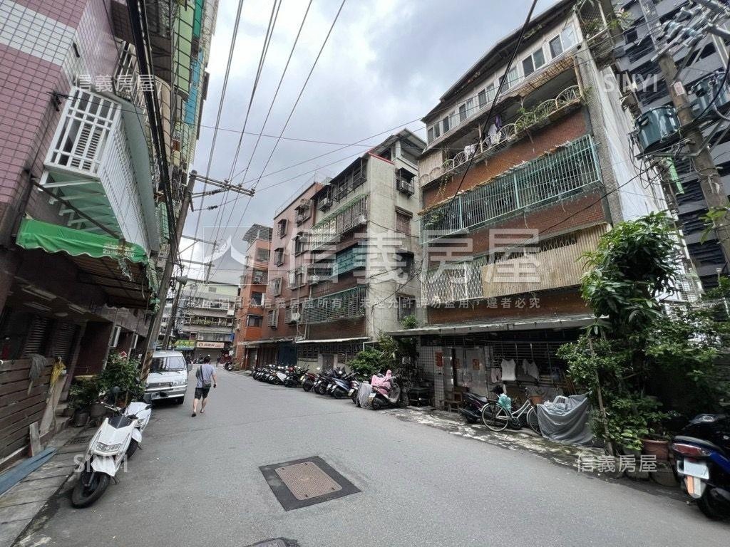 秀朗商圈黃金公寓２樓房屋室內格局與周邊環境