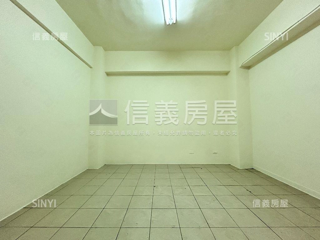 信義世貿１０１電梯大空間房屋室內格局與周邊環境