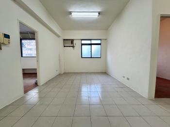 信義世貿１０１電梯大空間