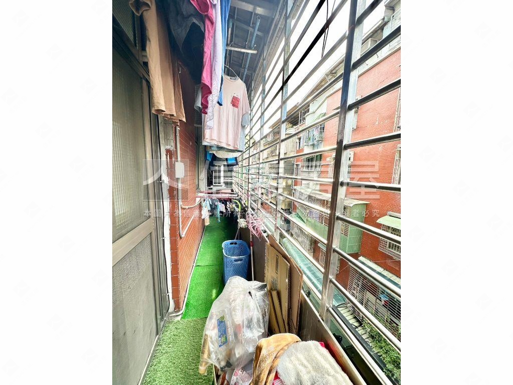 近未來捷運美３房房屋室內格局與周邊環境