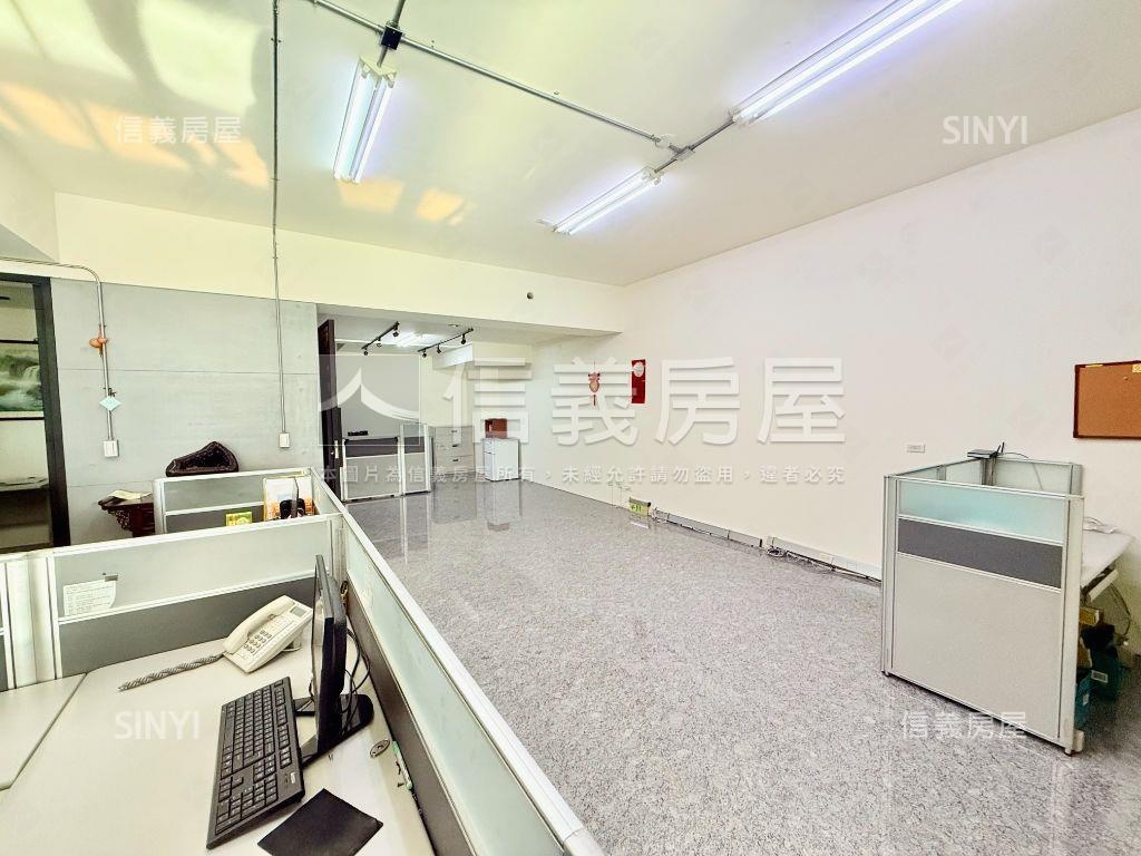 皇居店面隔壁可以一起買房屋室內格局與周邊環境