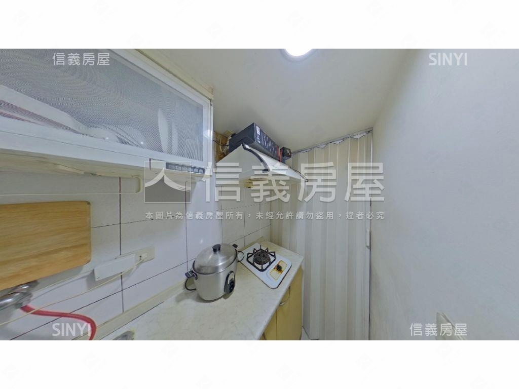 面寬８米金店面房屋室內格局與周邊環境