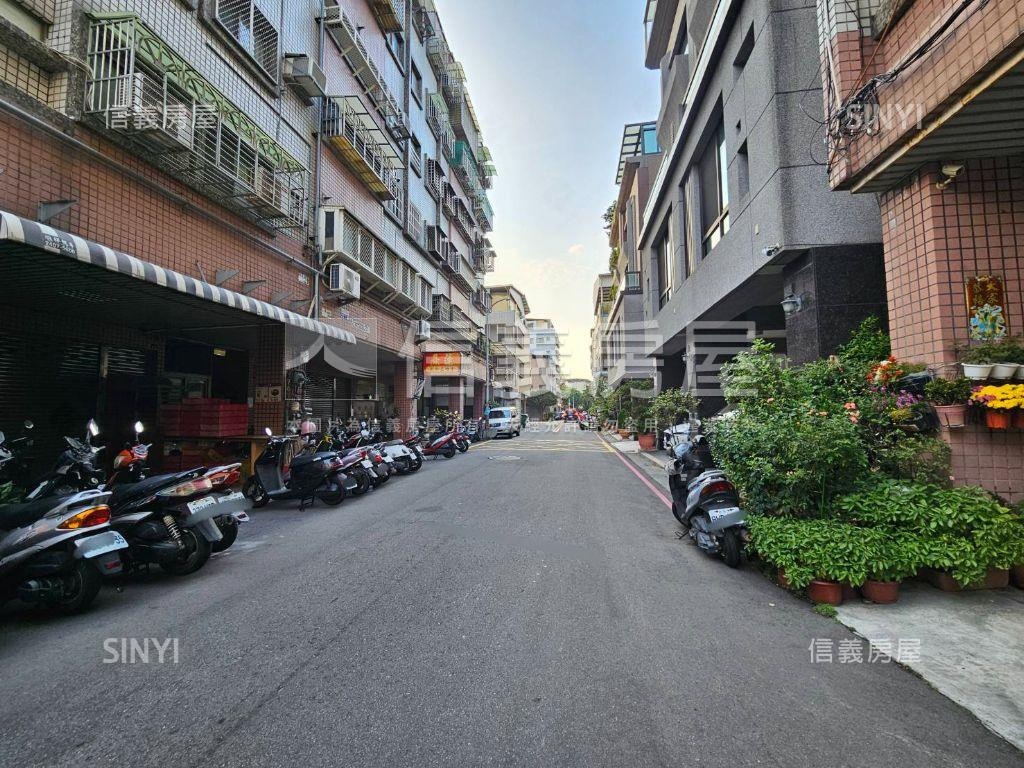 近捷運低總價輕鬆成家華廈房屋室內格局與周邊環境