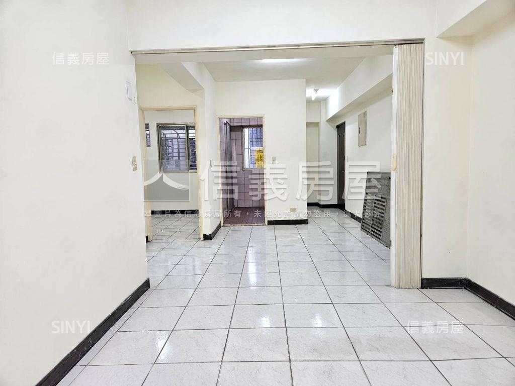 近捷運低總價輕鬆成家華廈房屋室內格局與周邊環境