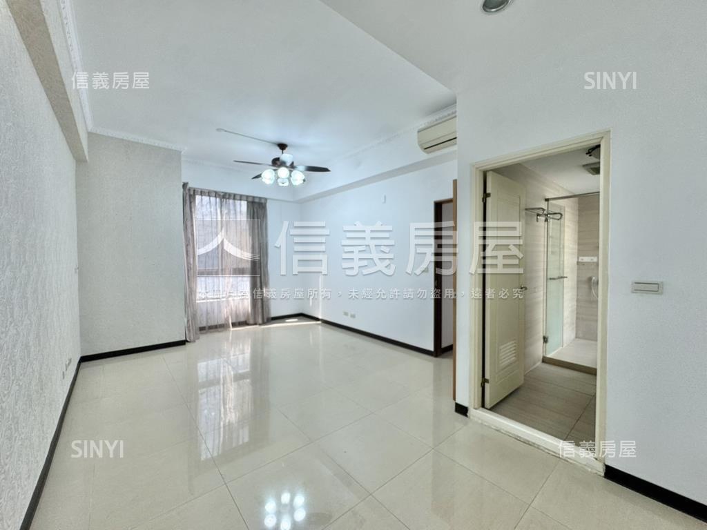 賴厝加蓋電梯大面寬墅房屋室內格局與周邊環境