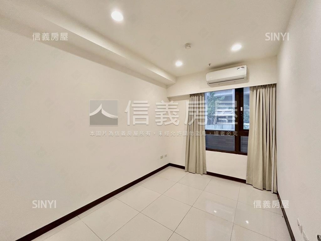 興世代露台三房雙平面車位房屋室內格局與周邊環境