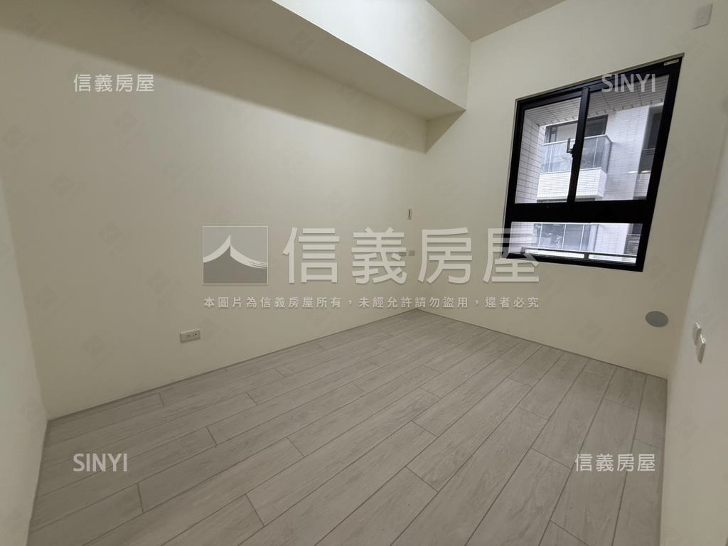 鳳凰信義兩房兩衛附車位房屋室內格局與周邊環境