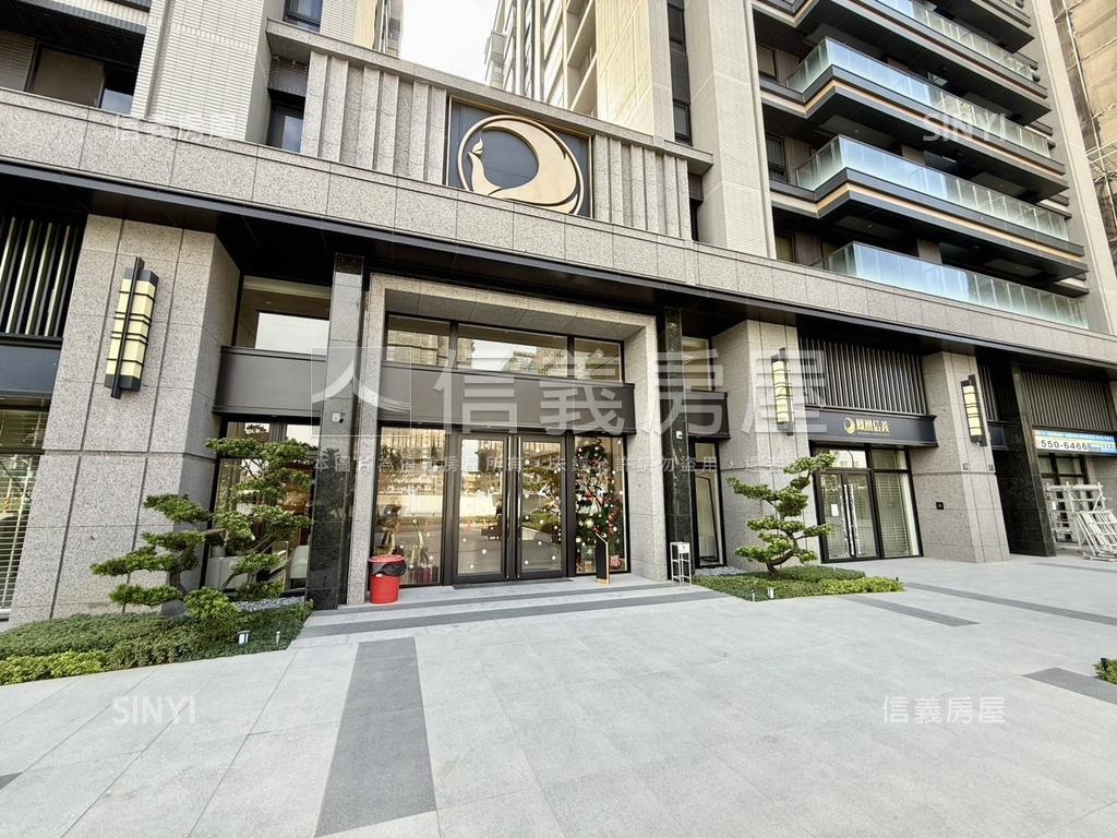 鳳凰信義兩房兩衛附車位房屋室內格局與周邊環境