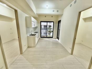 鳳凰信義兩房兩衛附車位