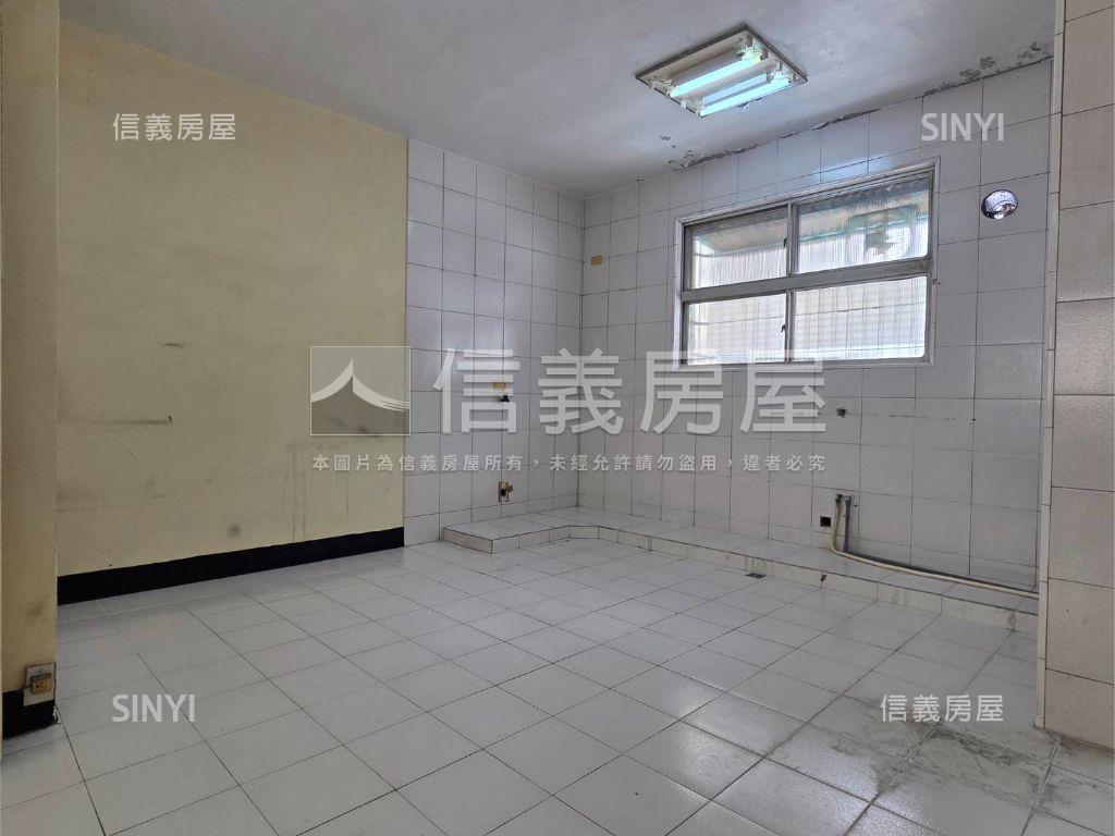 英明商圈明亮公寓三樓房屋室內格局與周邊環境