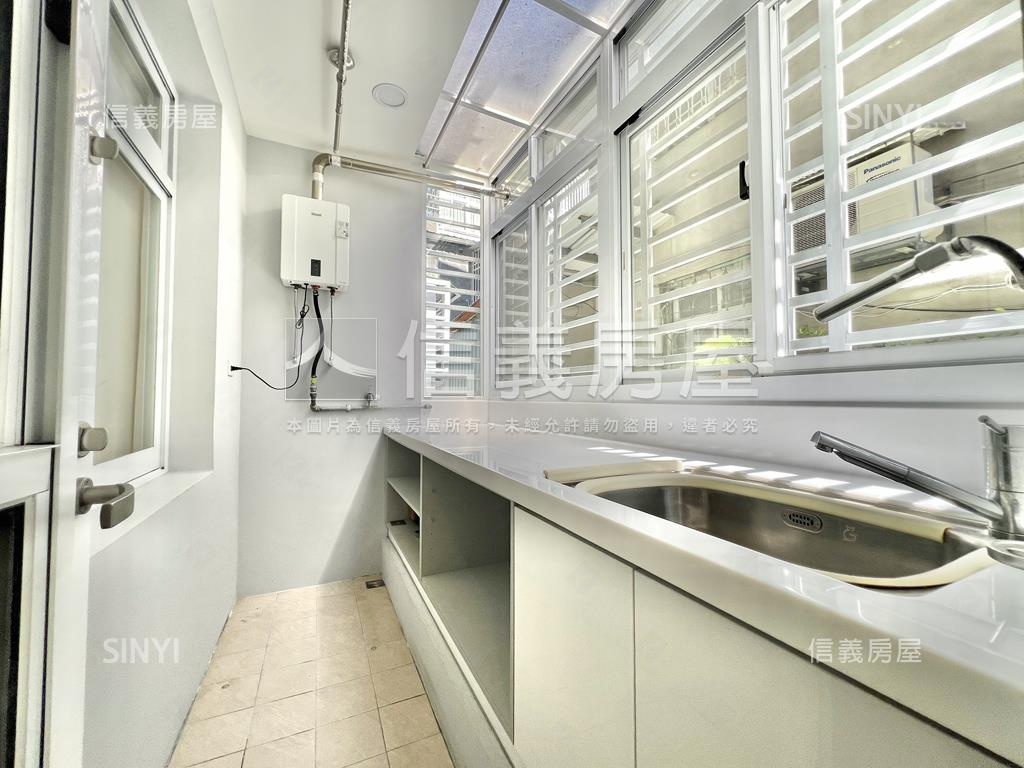 社子國小邊間２樓房屋室內格局與周邊環境