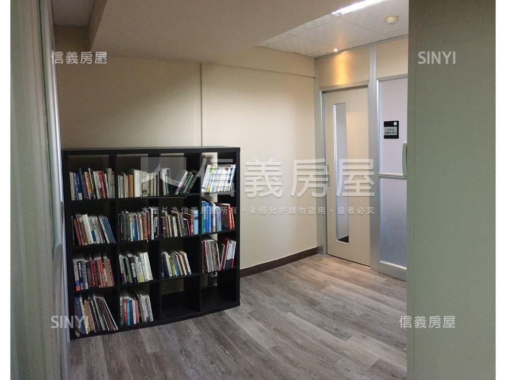 文心路置產商辦首選房屋室內格局與周邊環境