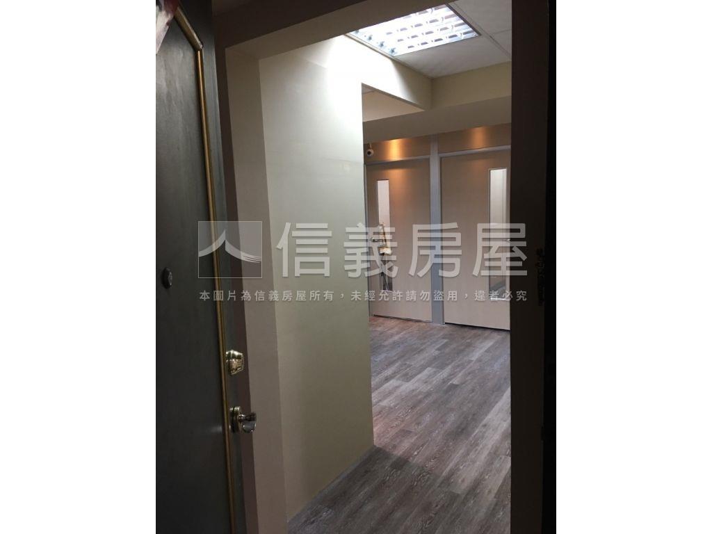 文心路置產商辦首選房屋室內格局與周邊環境