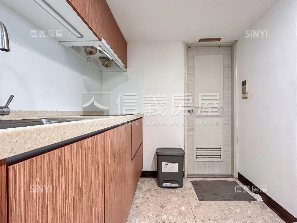 優美景觀入住信義區房屋室內格局與周邊環境