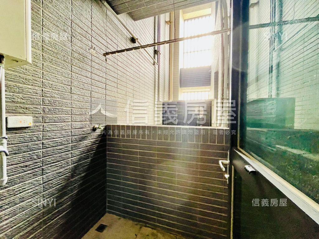 中科上班可以買三房平車位房屋室內格局與周邊環境