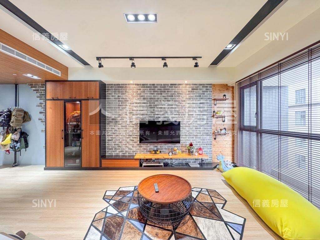 近綠園道精美採光四房平車房屋室內格局與周邊環境