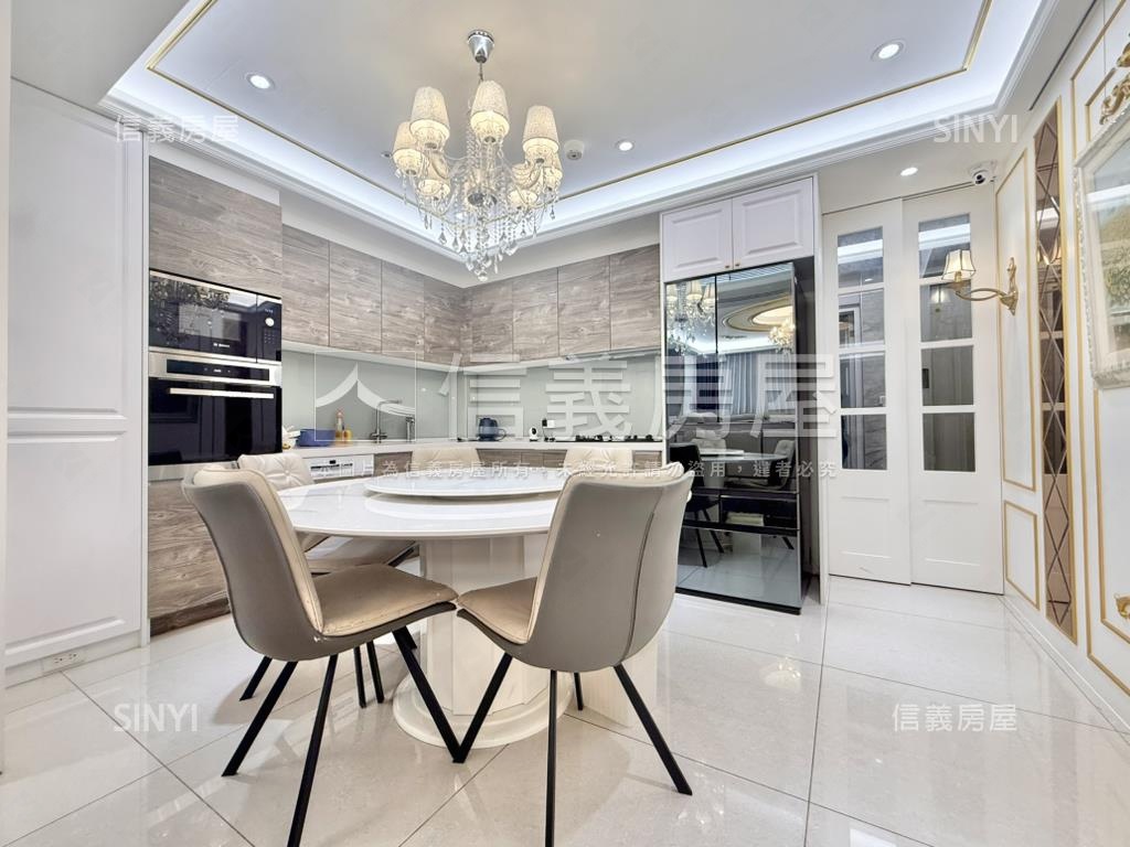 佳益大晏裝潢電梯別墅房屋室內格局與周邊環境