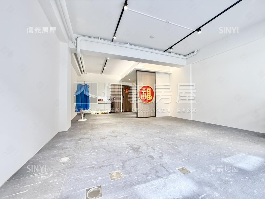 佳益大晏裝潢電梯別墅房屋室內格局與周邊環境