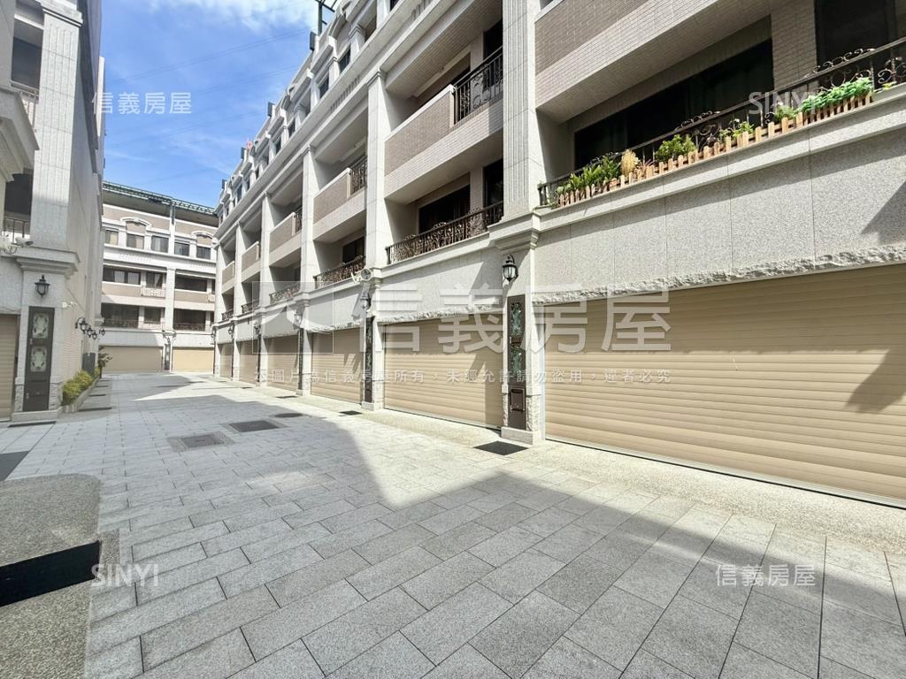 佳益大晏裝潢電梯別墅房屋室內格局與周邊環境