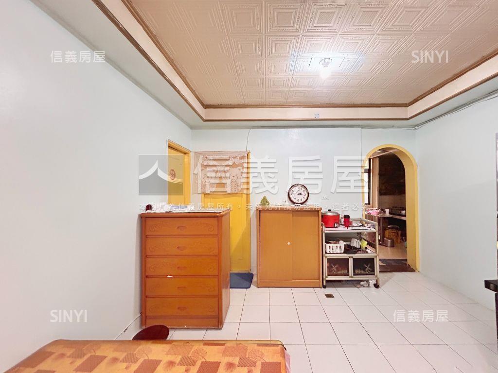 二樓福壽公寓★免爬高房屋室內格局與周邊環境