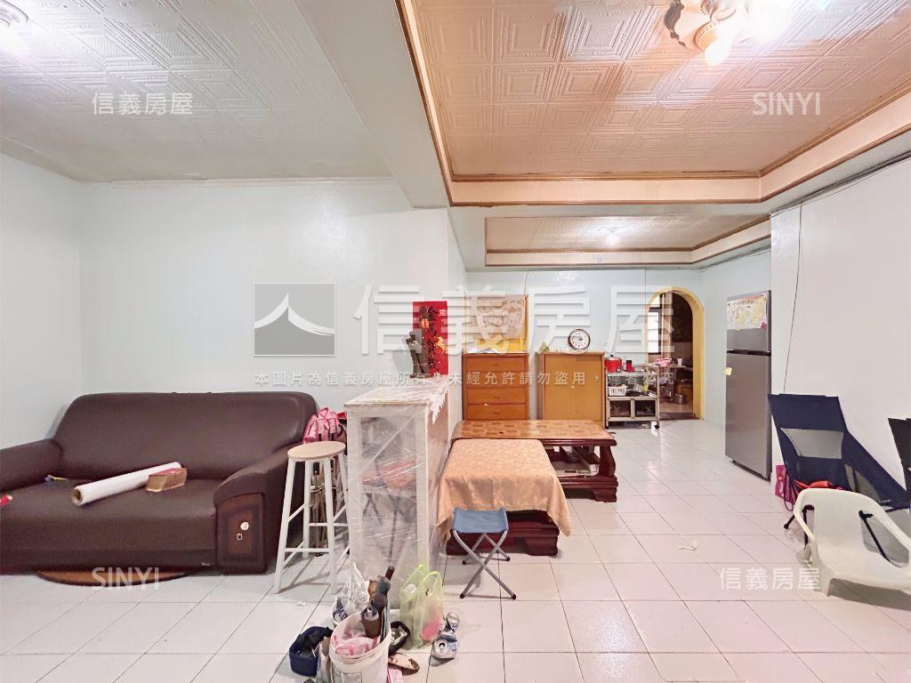 二樓福壽公寓★免爬高房屋室內格局與周邊環境