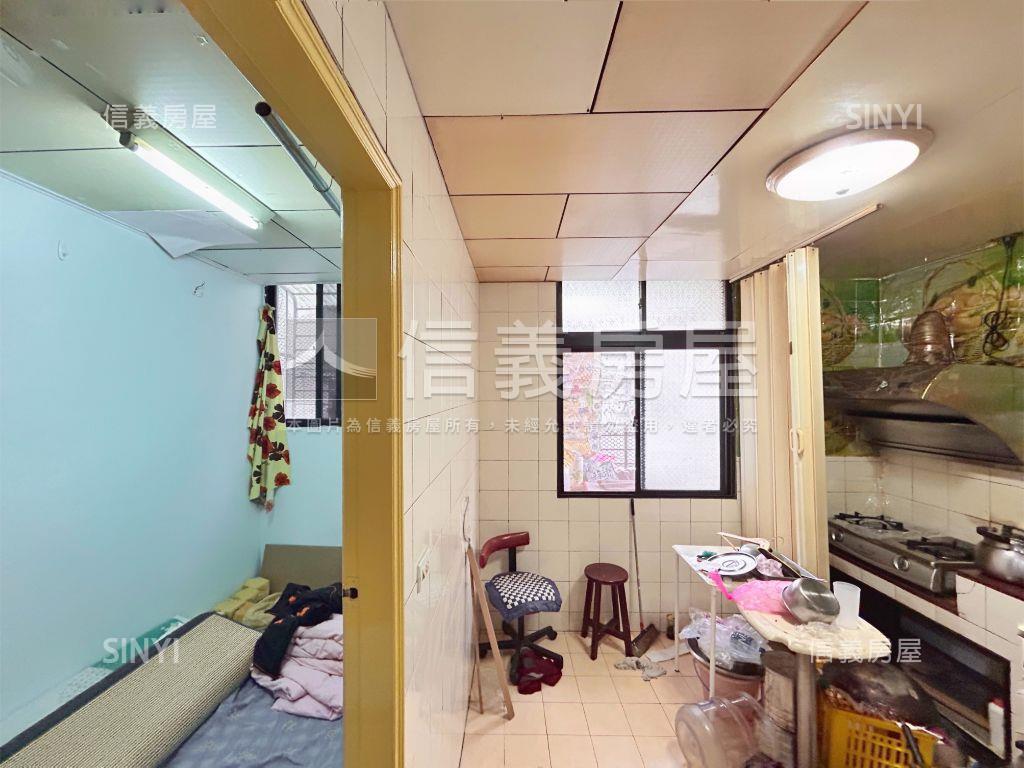 二樓福壽公寓★免爬高房屋室內格局與周邊環境