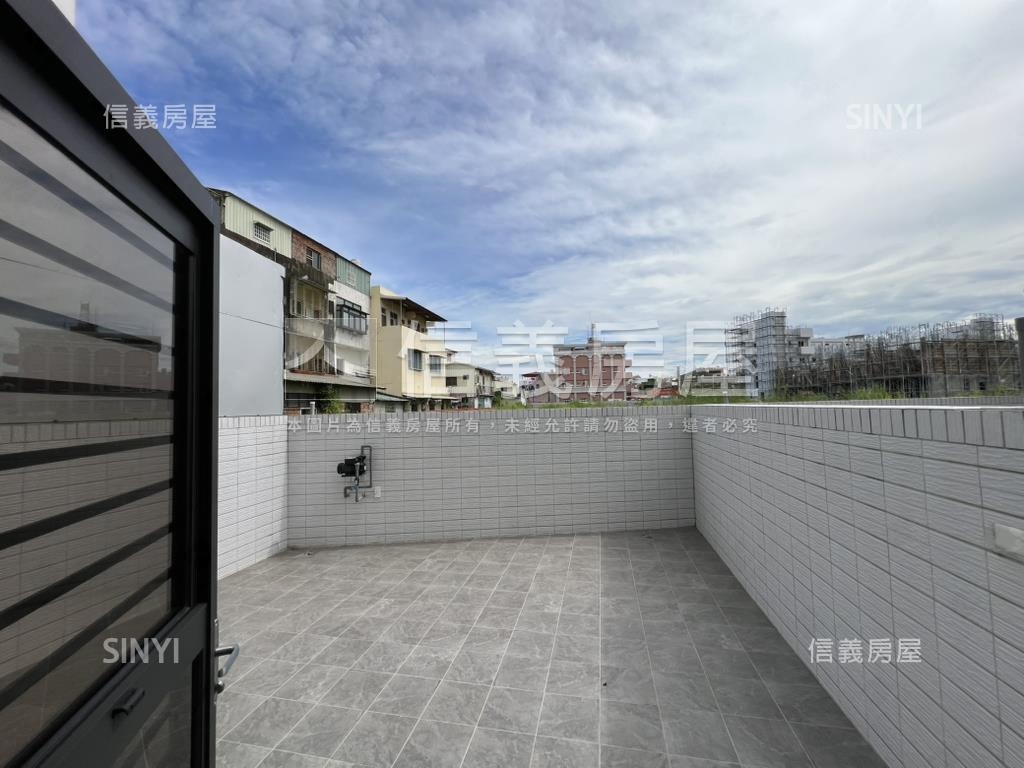 十全街約五米寬店墅房屋室內格局與周邊環境