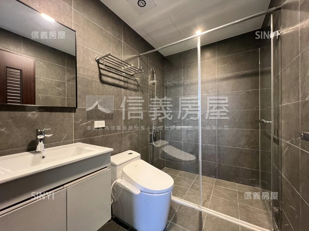 十全街約五米寬店墅房屋室內格局與周邊環境