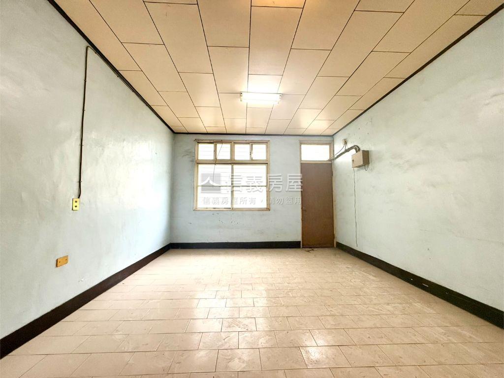 東區仁和路朝南經典透天房屋室內格局與周邊環境