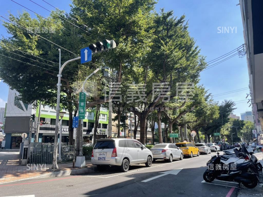 西屯路逢甲透店房屋室內格局與周邊環境