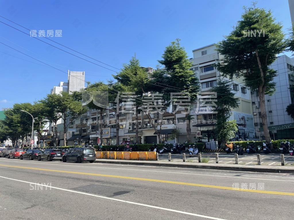 西屯路逢甲商圈臨路店面房屋室內格局與周邊環境