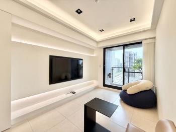 國雄２＋１平面車位近捷運