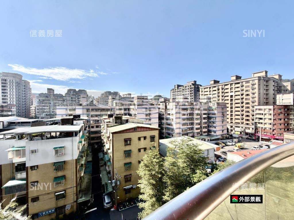 主推公崙華城景觀四房車位房屋室內格局與周邊環境