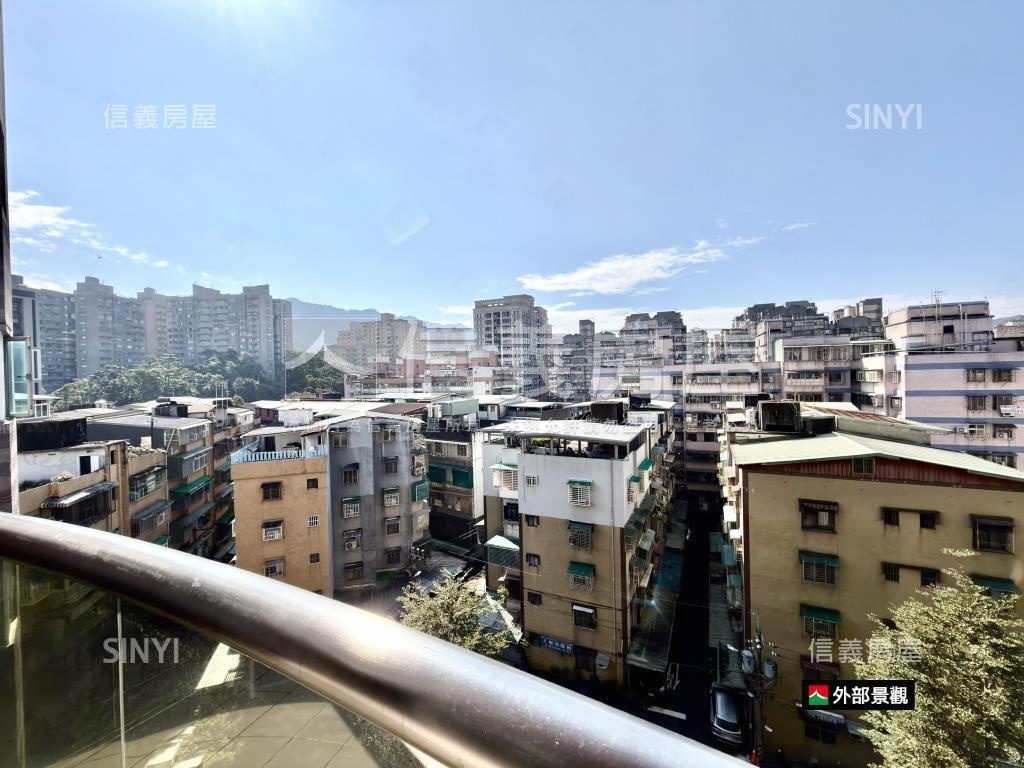 主推公崙華城景觀四房車位房屋室內格局與周邊環境