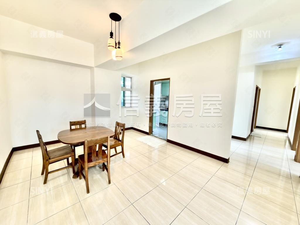 主推公崙華城景觀四房車位房屋室內格局與周邊環境