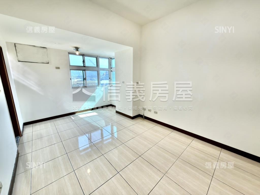 主推公崙華城景觀四房車位房屋室內格局與周邊環境