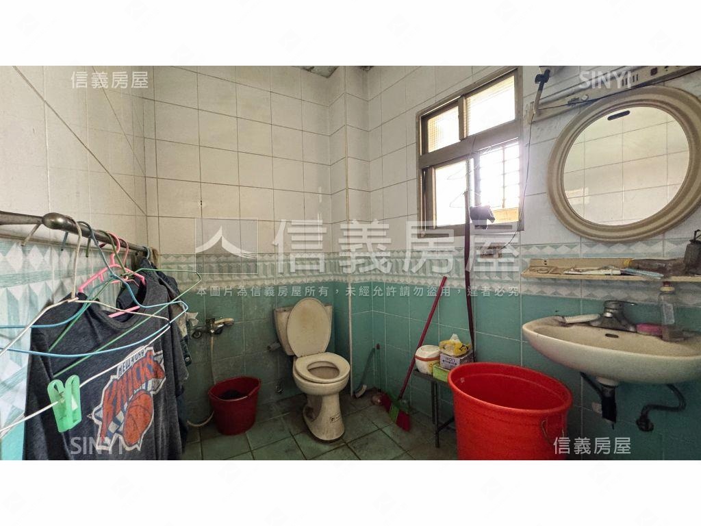 邊間透天廠辦房屋室內格局與周邊環境