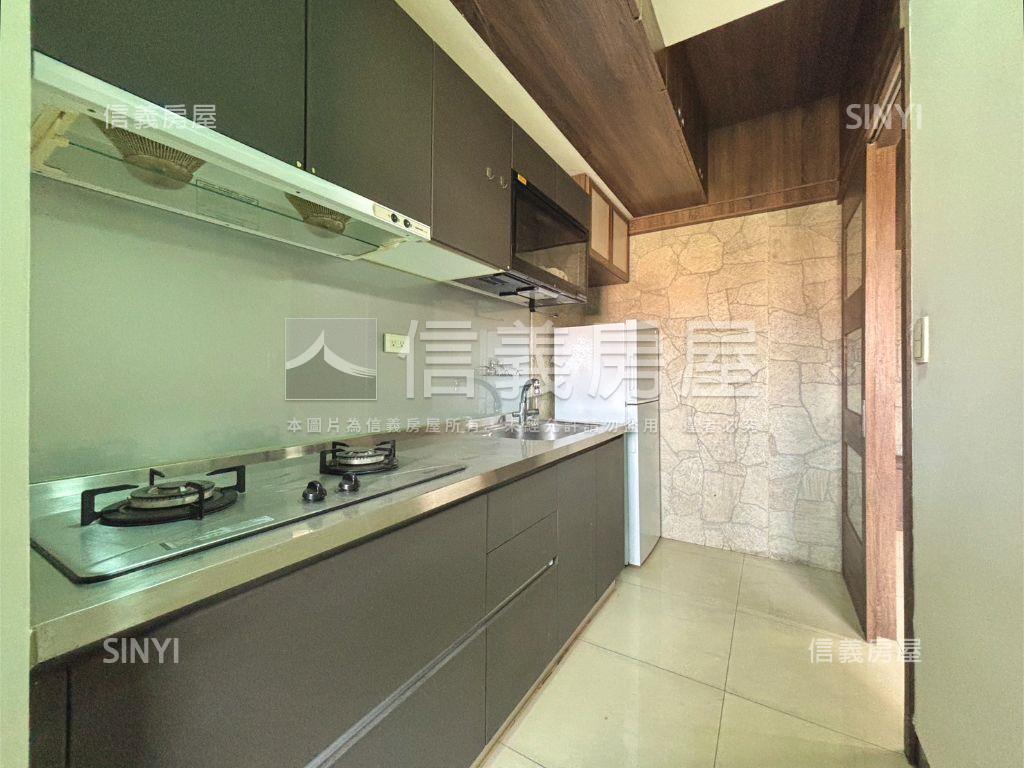 鄰右昌商圈精裝兩房房屋室內格局與周邊環境