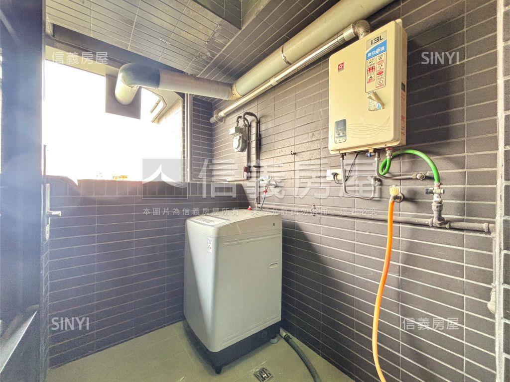 鄰右昌商圈精裝兩房房屋室內格局與周邊環境