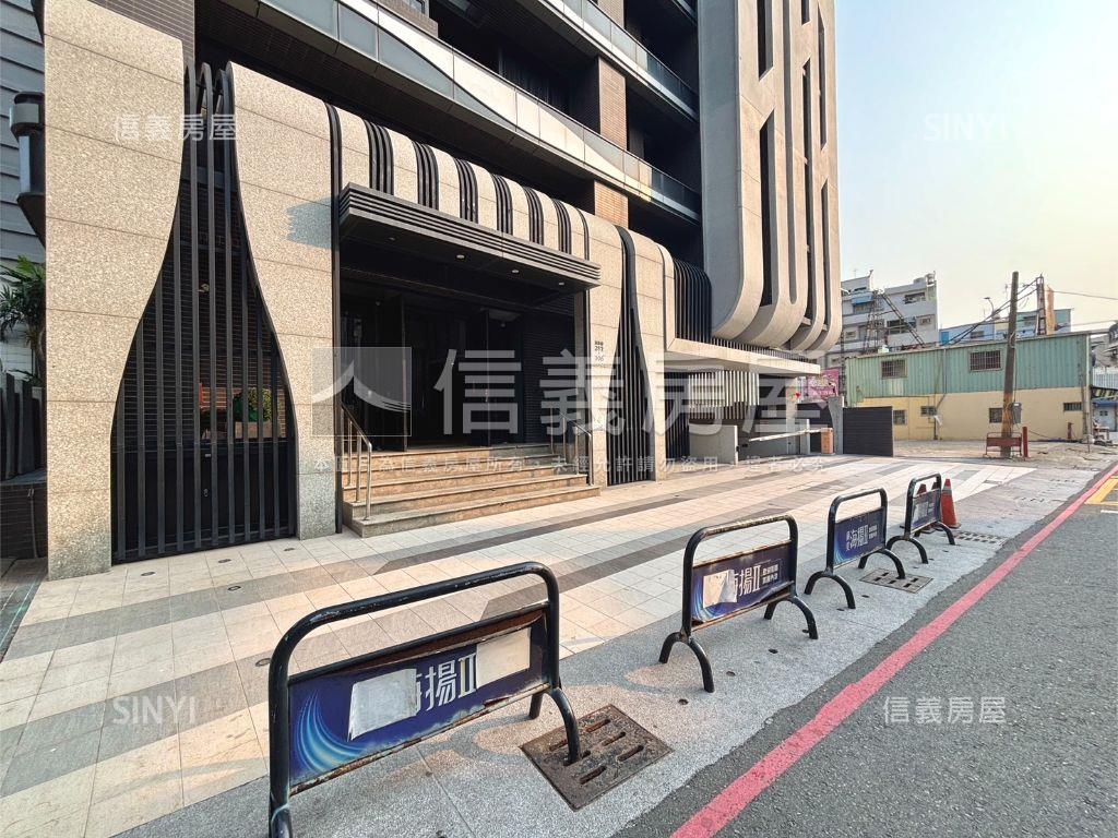 鄰右昌商圈精裝兩房房屋室內格局與周邊環境