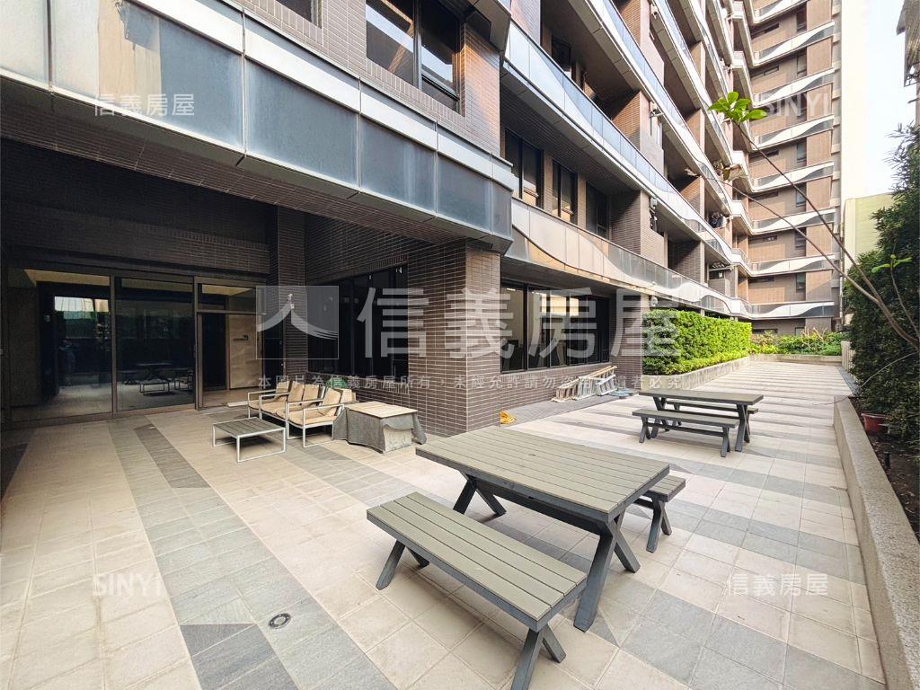 鄰右昌商圈精裝兩房房屋室內格局與周邊環境