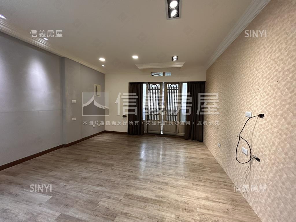 建工商圈邊間透天房屋室內格局與周邊環境