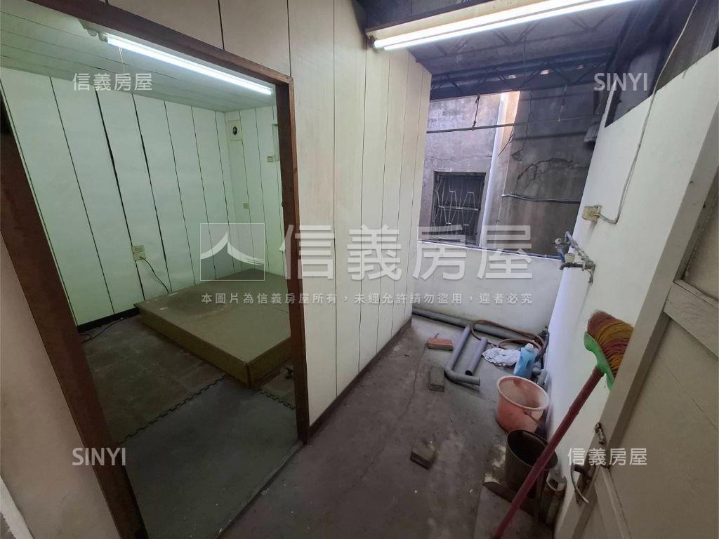 獨家美村路近向上路金透店房屋室內格局與周邊環境